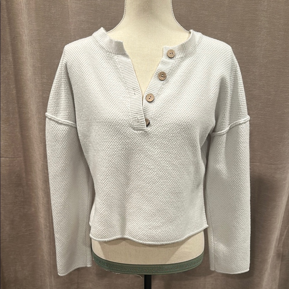 White Boxy Long Sleeve Buttoned Sweatshirt